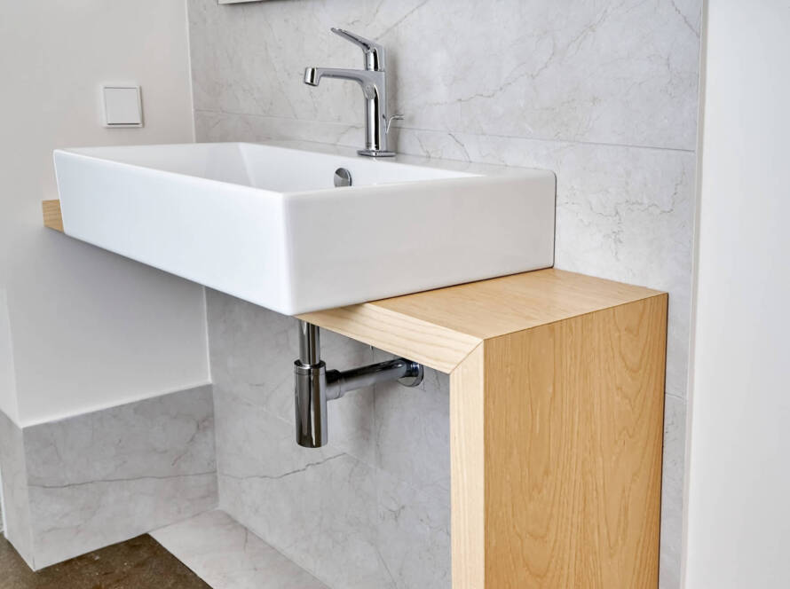 Renovation and tiling image